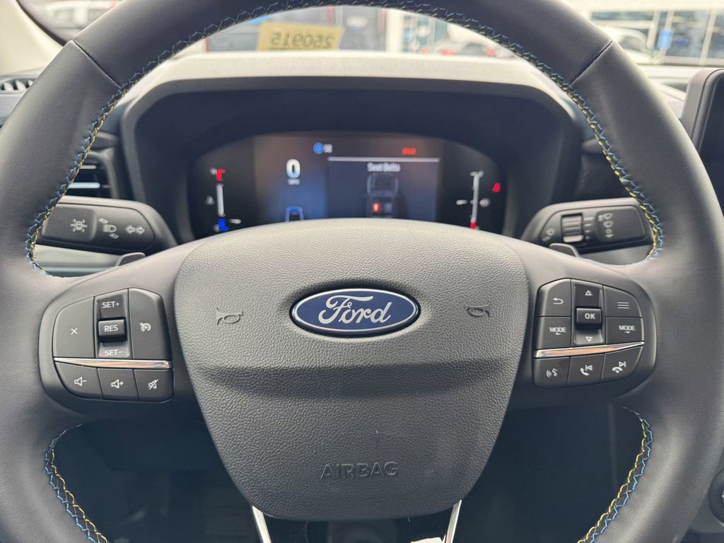 Used 2025 Ford Maverick Lobo AWD/4WD image 22
