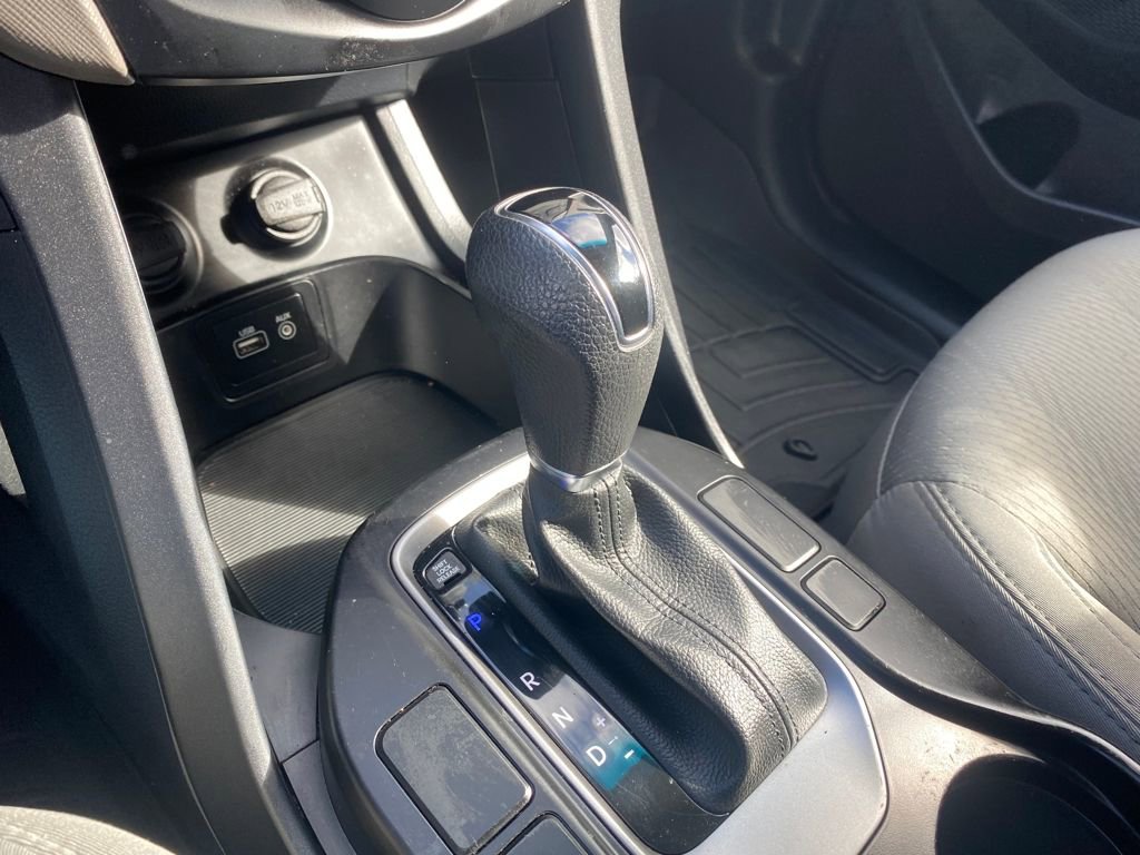 Used 2017 Hyundai Santa Fe Sport image 35