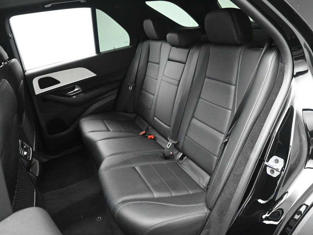 Used 2024 Mercedes-Benz GLE 450e 4MATIC image 16
