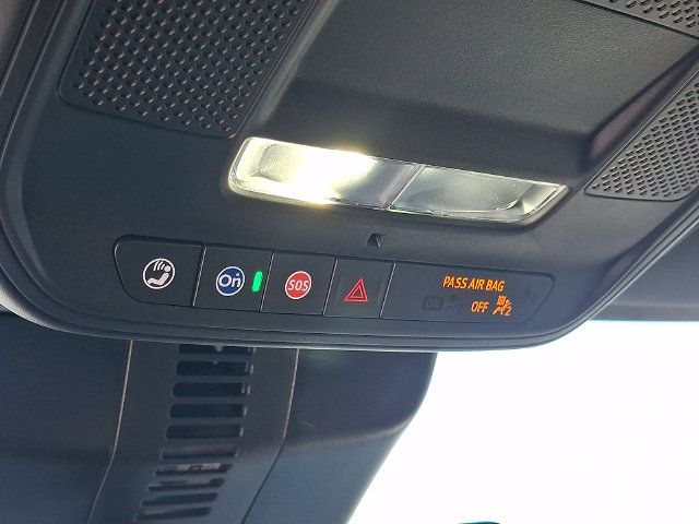 Used 2026 GMC Acadia Elevation w/ Elevation Premium Package FWD image 25