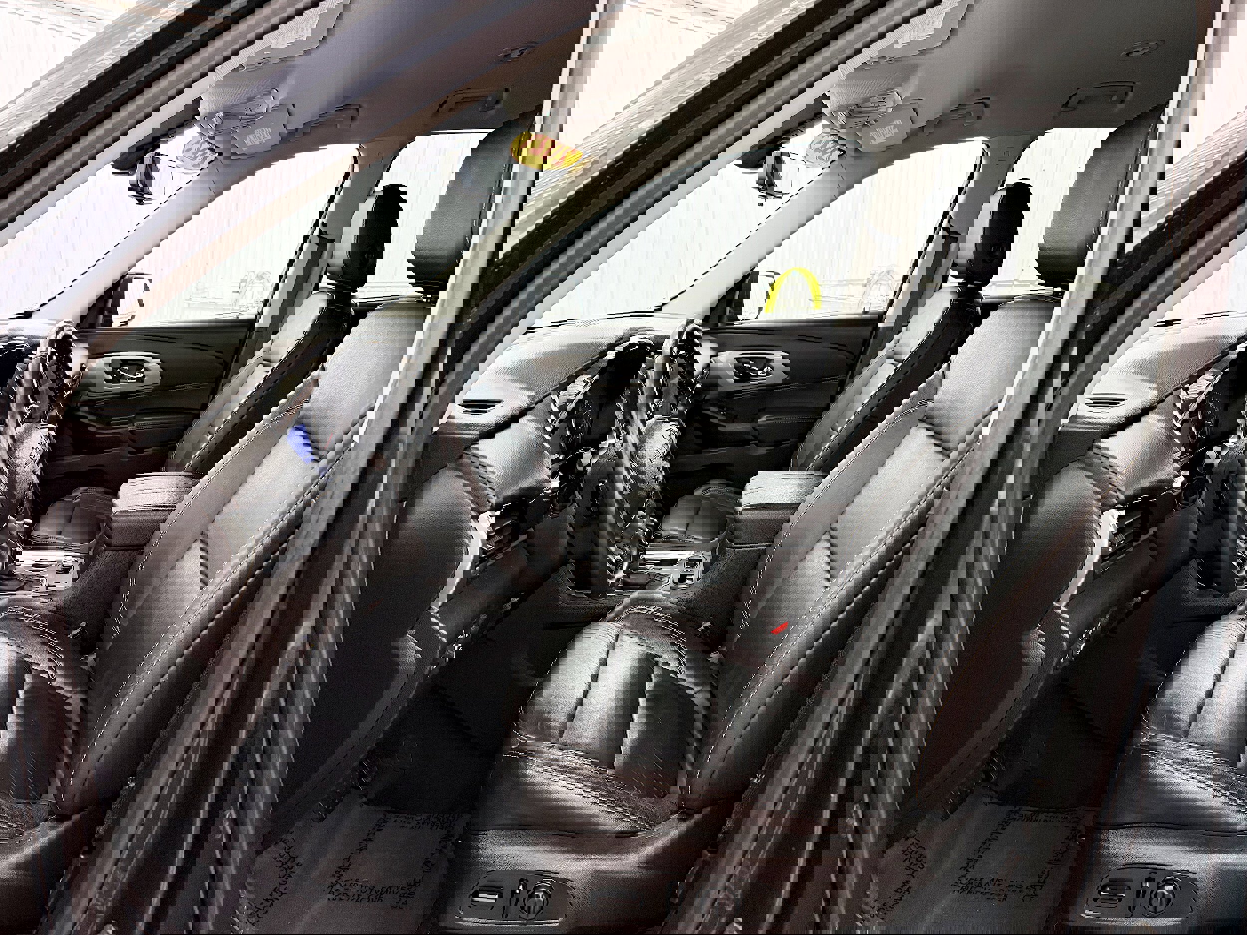 Used 2021 Chevrolet Traverse RS image 5