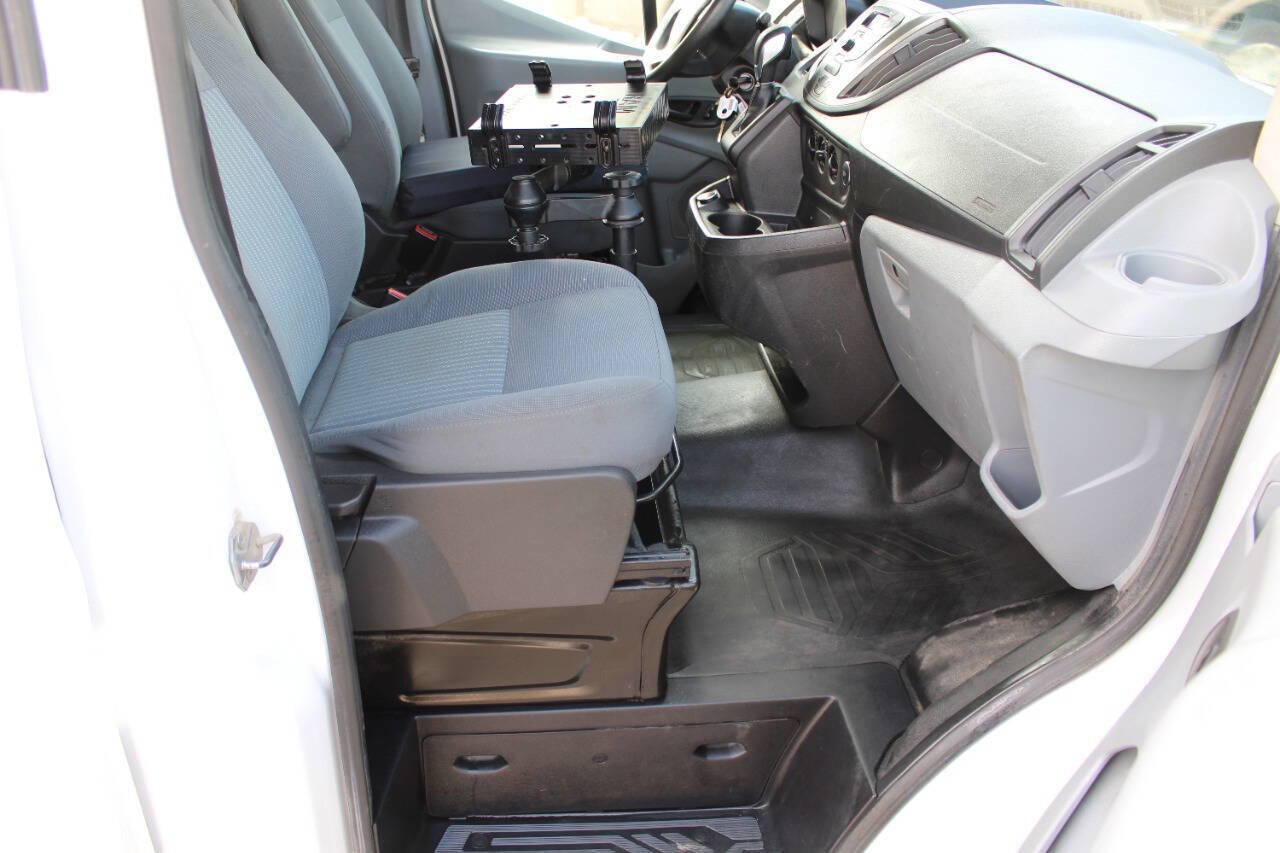 Used 2019 Ford Transit 250 148 Medium Roof RWD image 9