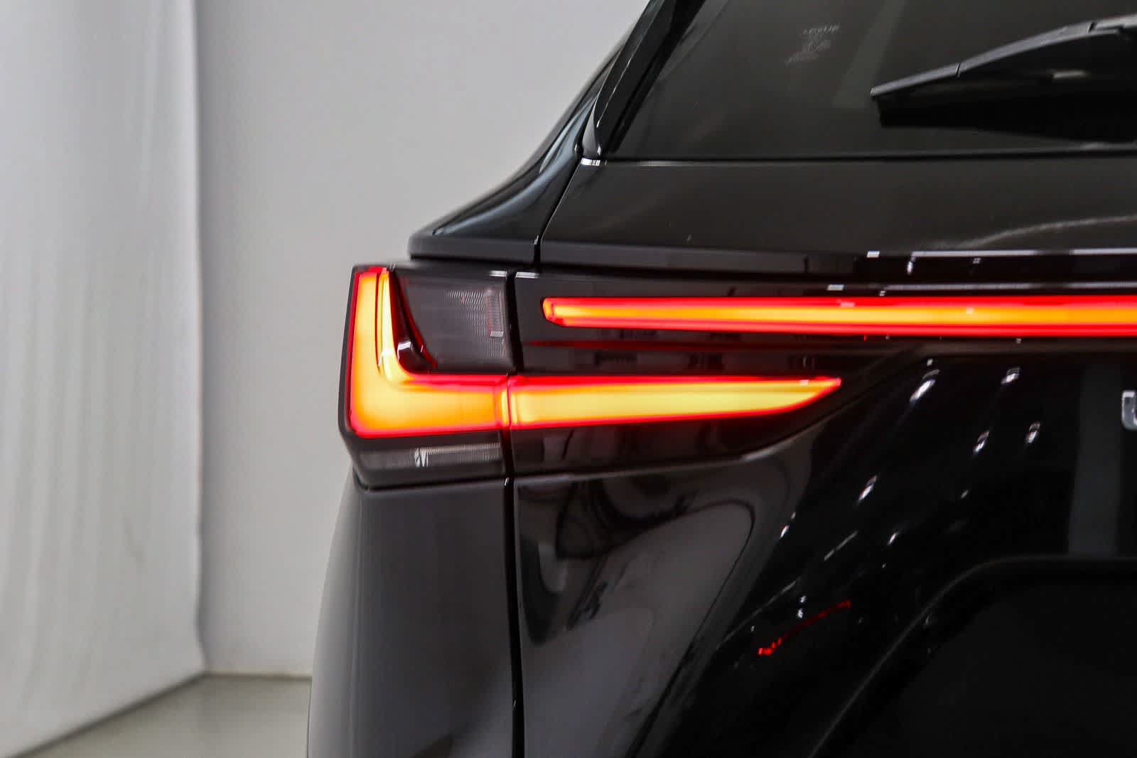 Used 2024 Lexus NX 450h+ F Sport w/ Vision Package AWD/4WD image 11