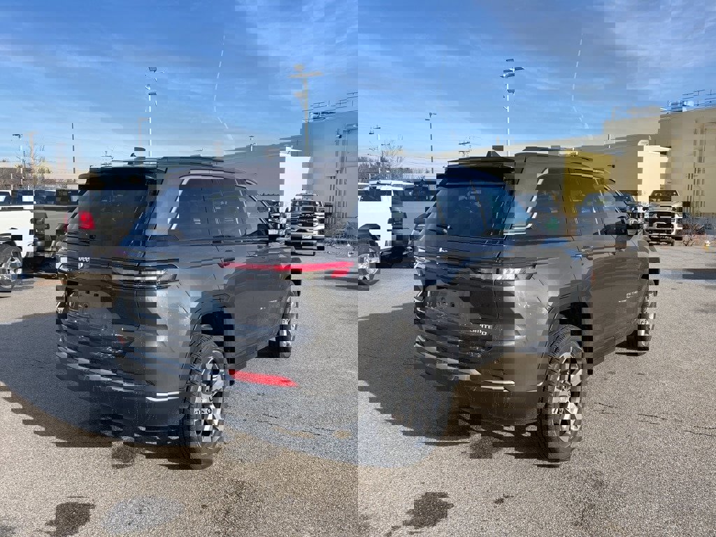 New 2026 Jeep Grand Cherokee Limited image 7