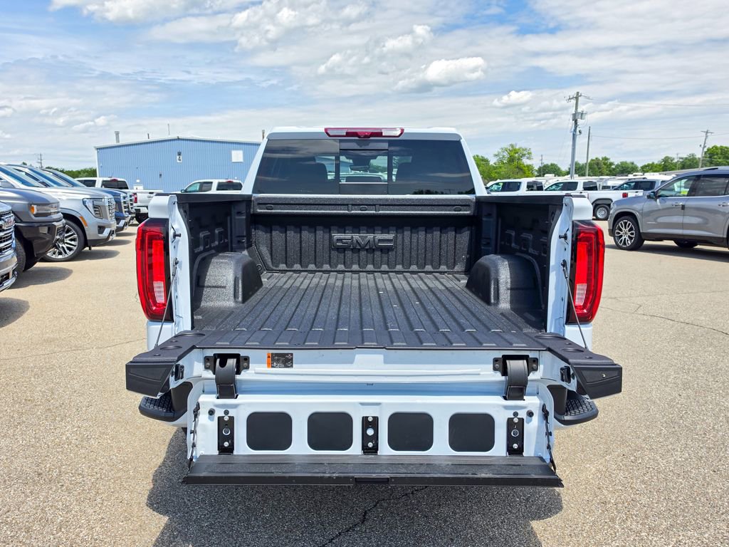 New 2026 GMC Sierra 1500 Denali w/ Technology Package AWD/4WD image 5