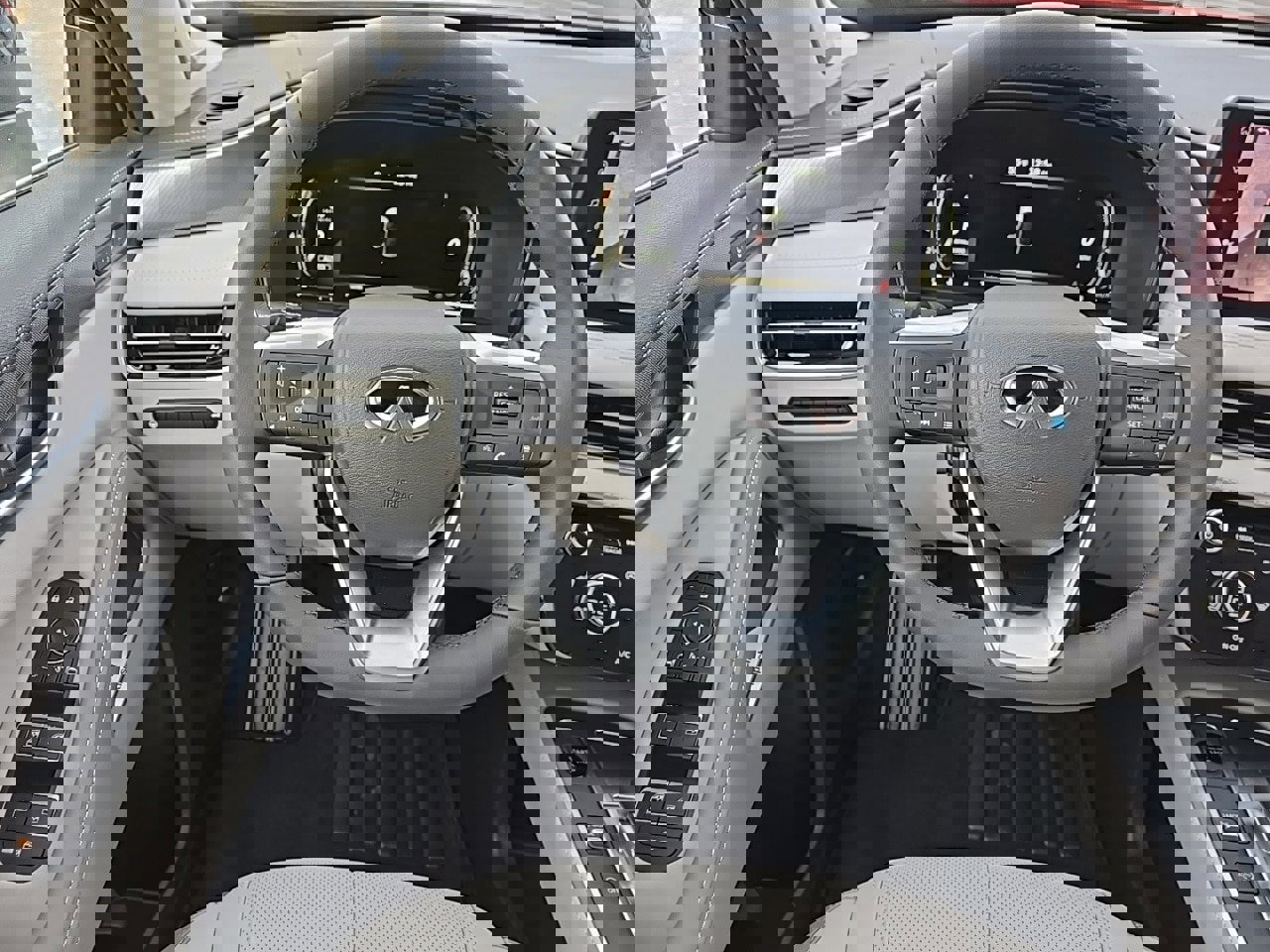 New 2026 INFINITI QX60 Luxe image 31