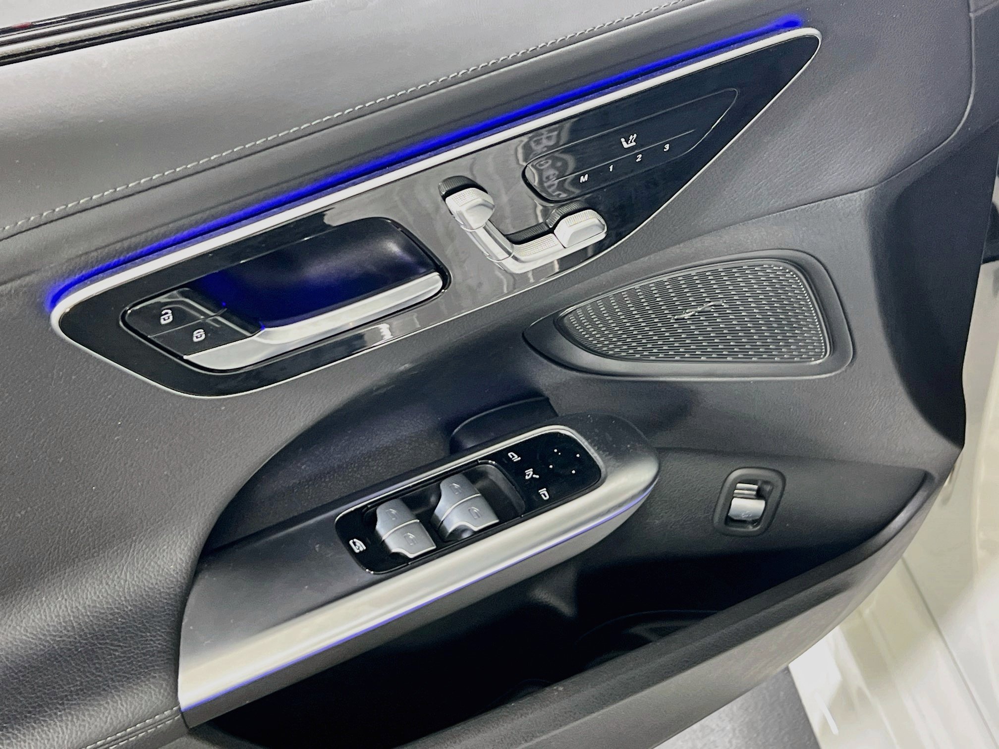 Used 2022 Mercedes-Benz C 300 4MATIC Sedan image 17