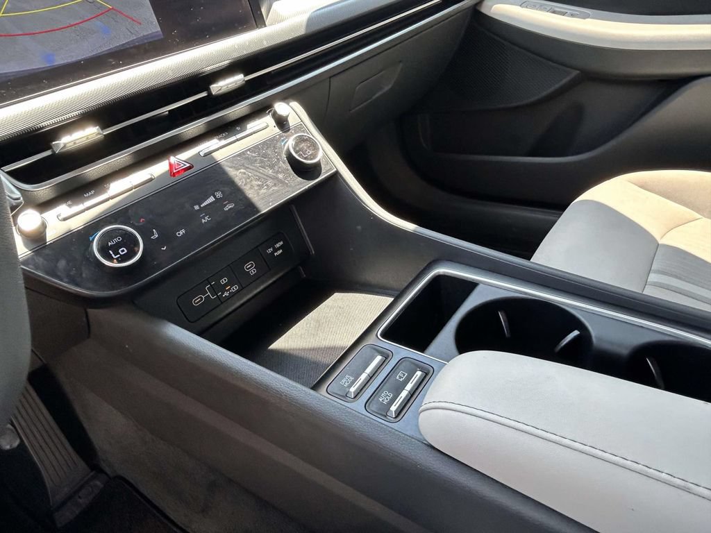 Used 2024 Hyundai Sonata SEL FWD image 16