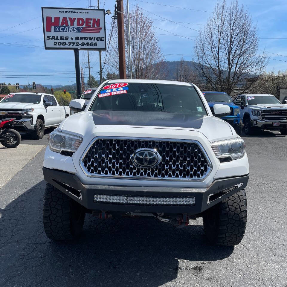 Used 2019 Toyota Tacoma TRD Off-Road AWD/4WD image 8