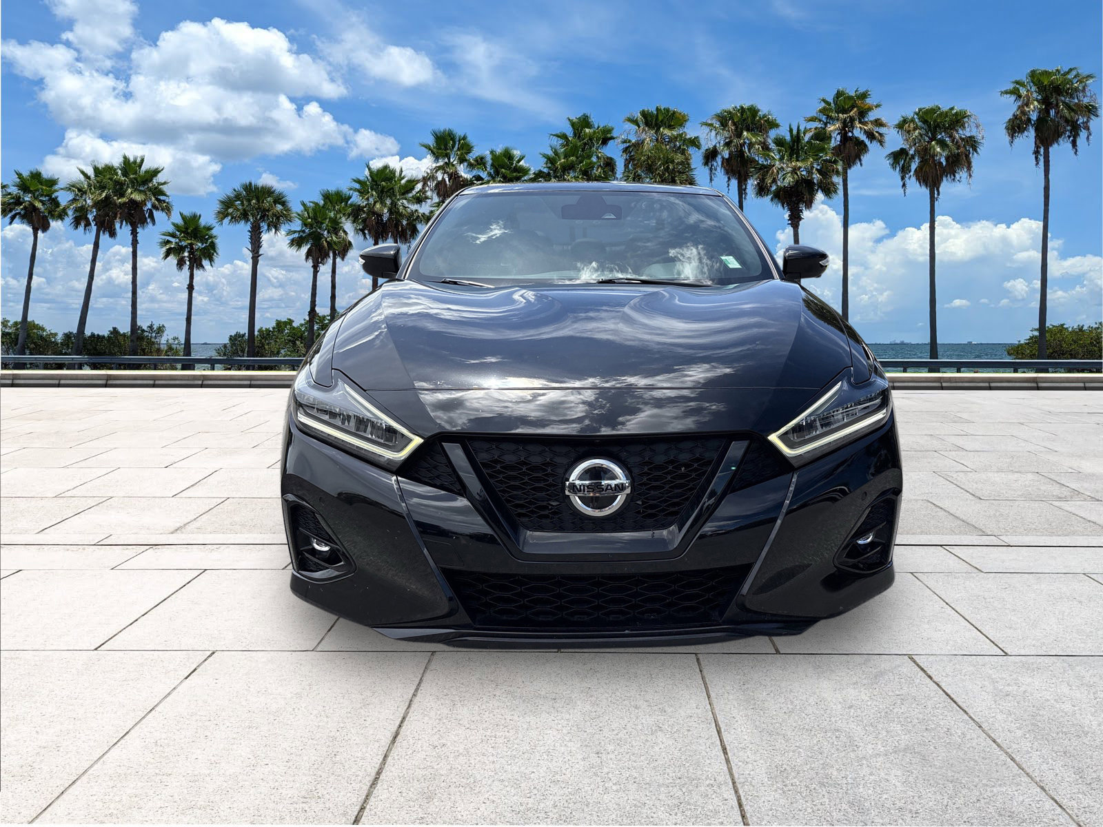 Used 2022 Nissan Maxima SR w/ Sport Mat Group image 3