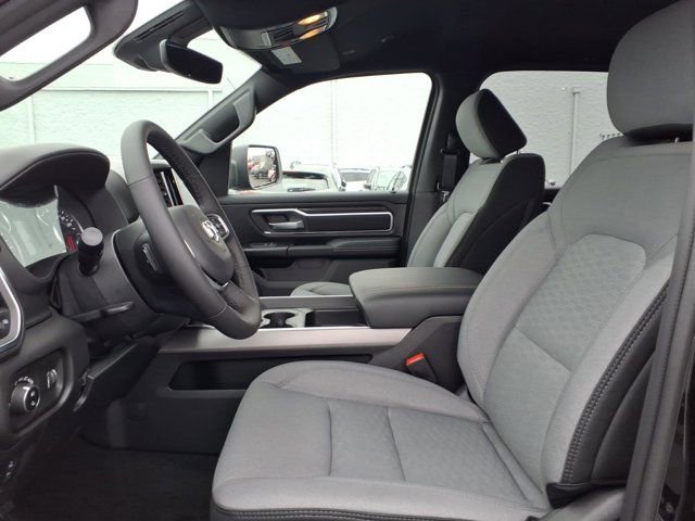 New 2026 RAM 1500 4x4 Crew Cab image 14