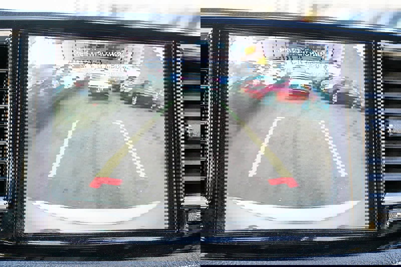 Used 2023 Chrysler Pacifica Limited image 22