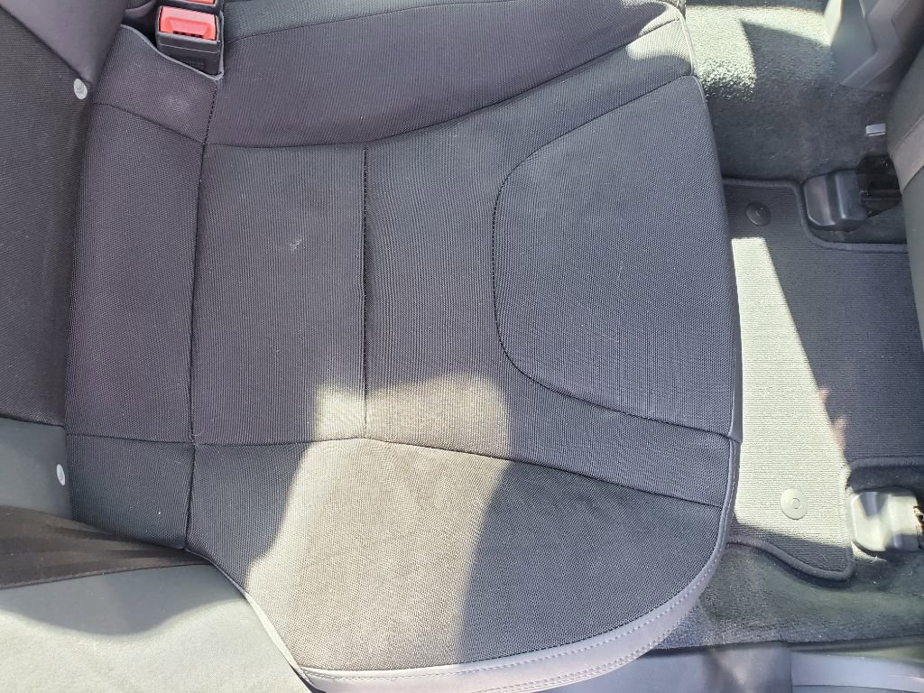 Used 2012 Volvo S60 T5 image 32