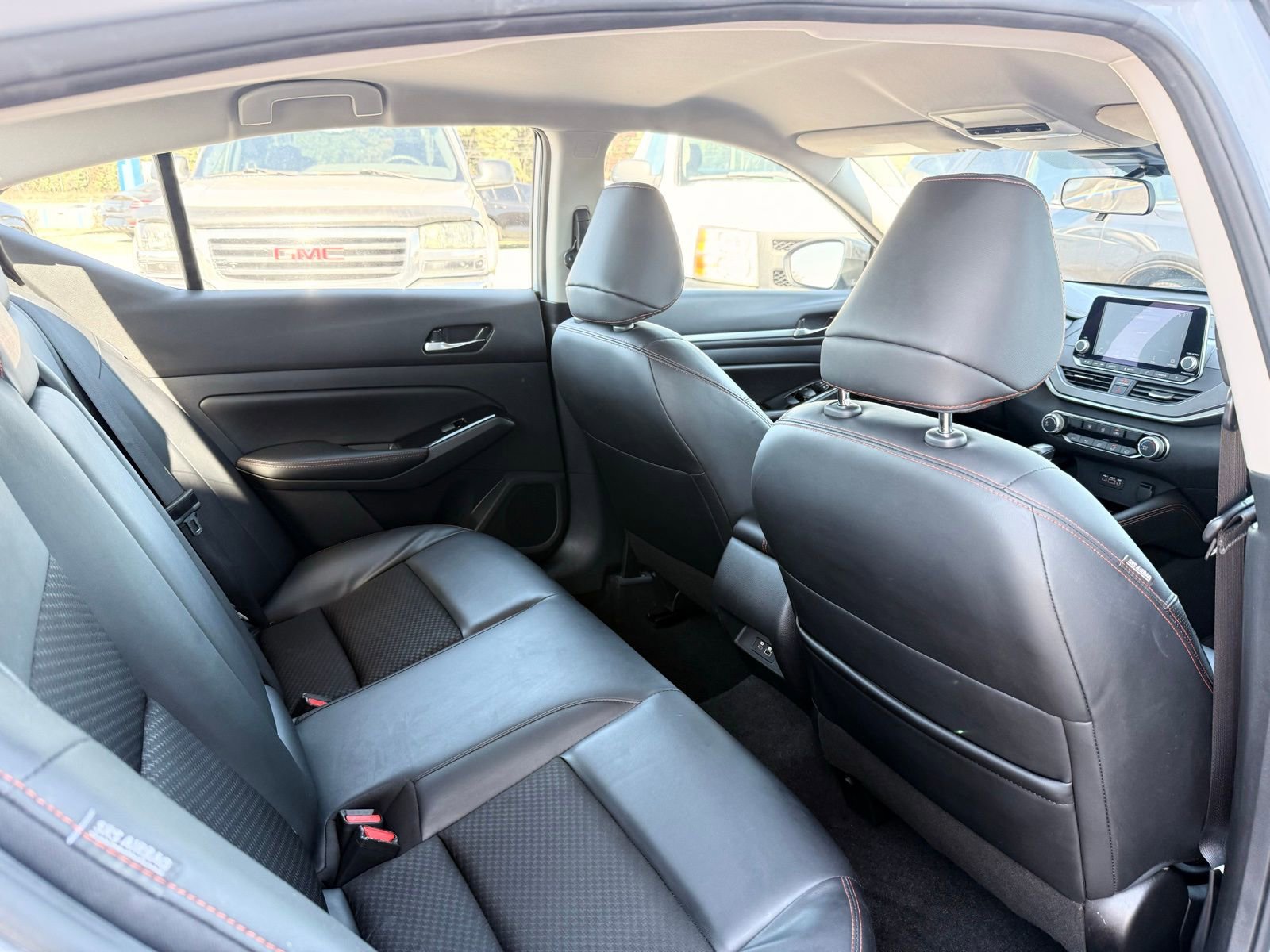 Used 2024 Nissan Altima 2.5 SR image 22