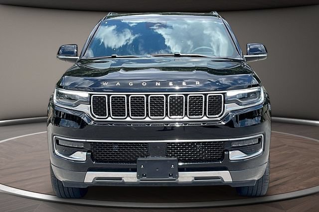 Used 2022 Jeep Wagoneer Series III w/ Premium Group I AWD/4WD image 3