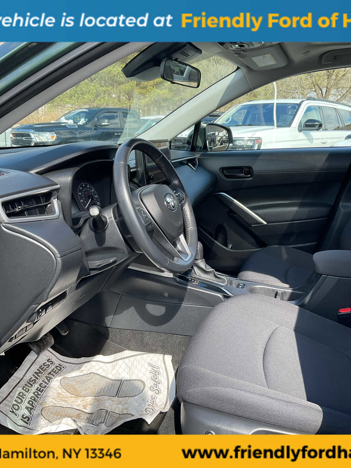 Used 2023 Toyota Corolla Cross LE w/ Moonroof Package image 22