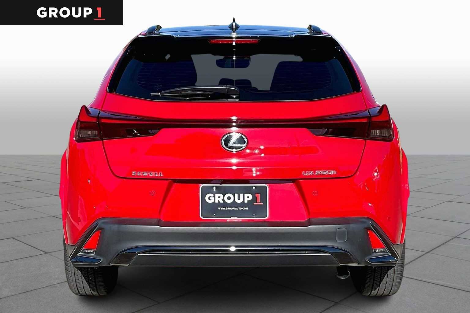 Used 2023 Lexus UX 250h F Sport image 4