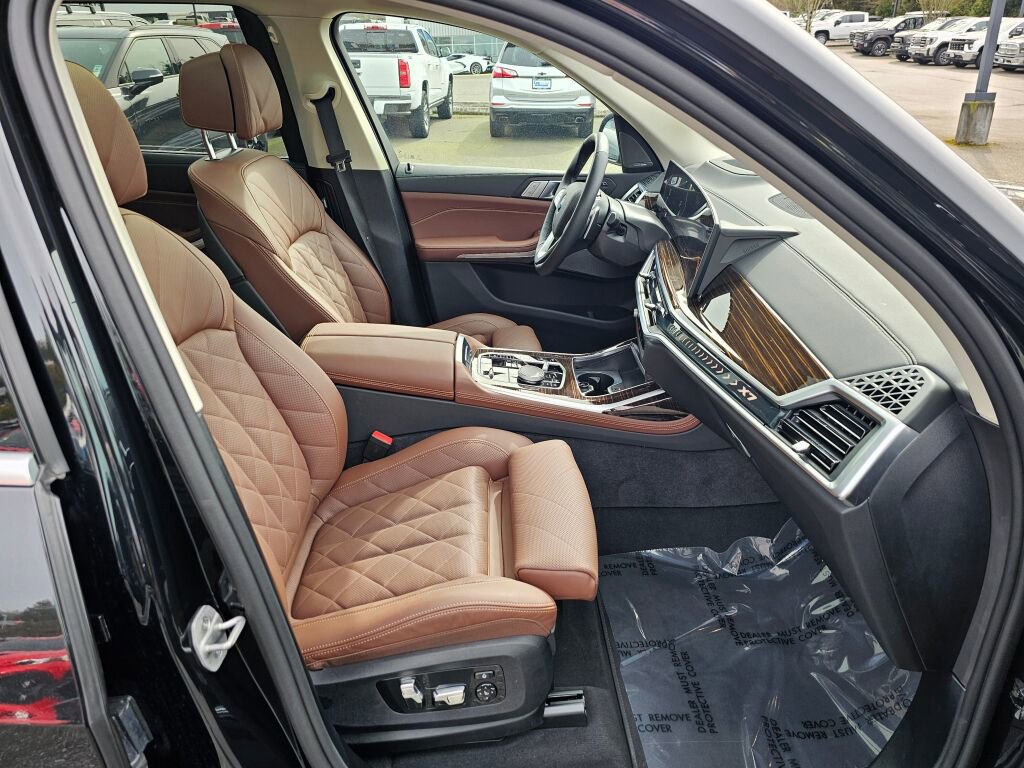 Used 2026 BMW X7 xDrive40i image 31