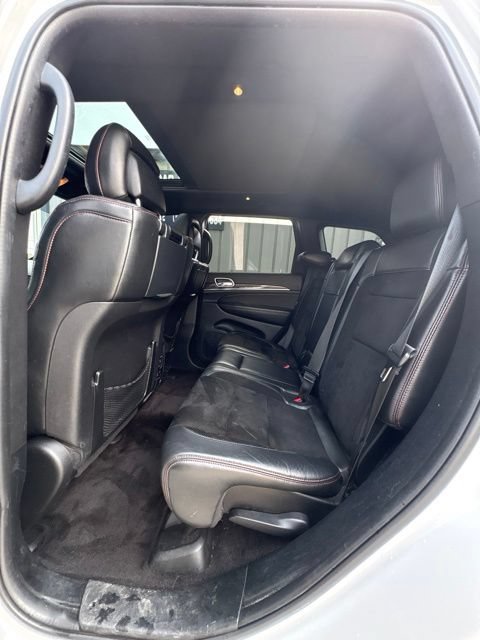 Used 2017 Jeep Grand Cherokee Trailhawk w/ Trailhawk Luxury Group AWD/4WD image 14