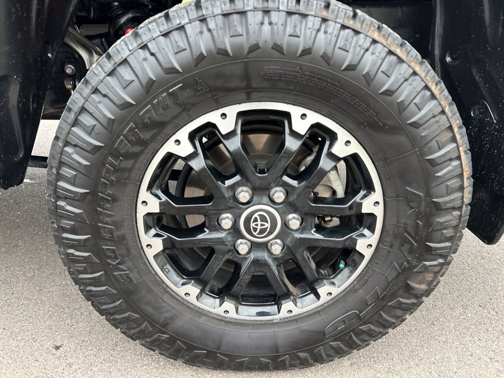 Used 2024 Toyota Tundra SR5 w/ TRD Off-Road Package AWD/4WD image 32