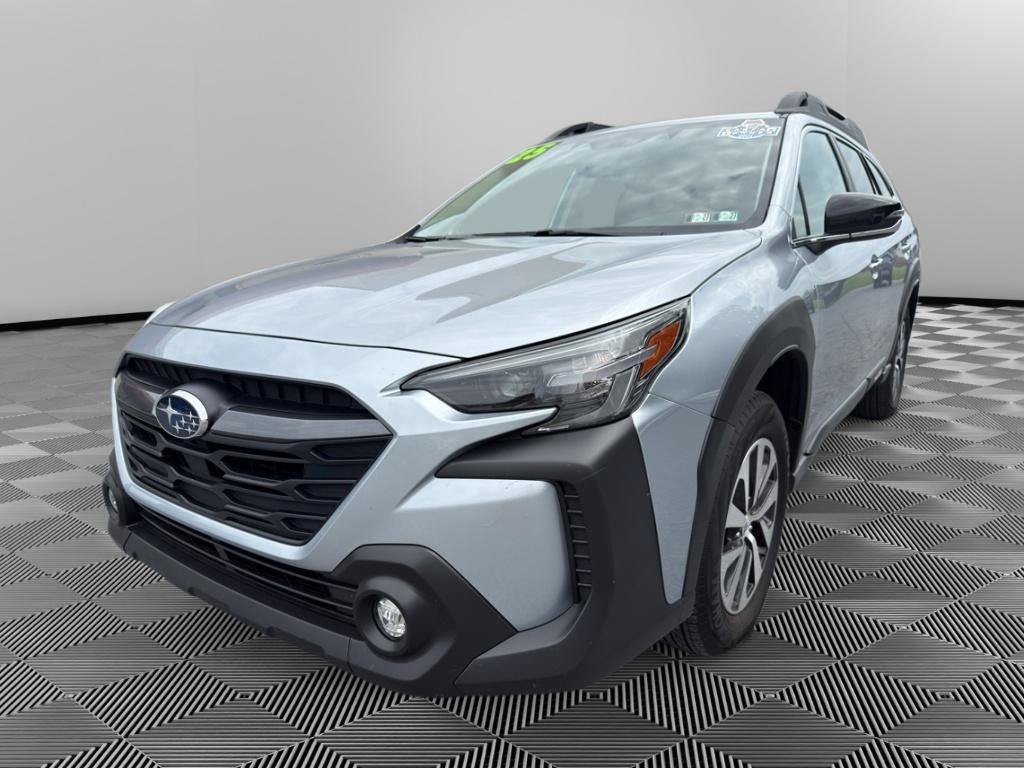 Used 2025 Subaru Outback Premium w/ Popular Package #1A AWD/4WD image 1
