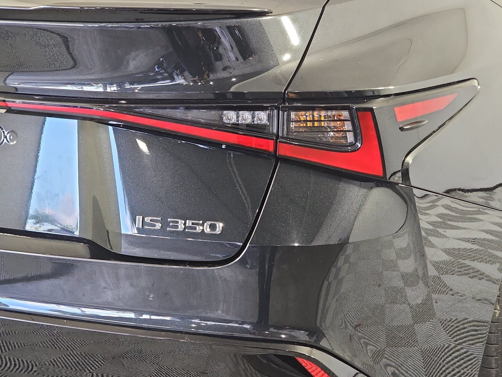 Used 2025 Lexus IS 350 F Sport w/ Accessory Package 2 RWD image 30
