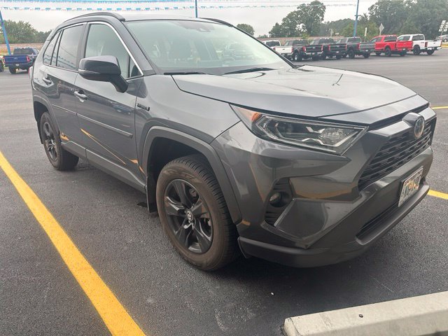 Used 2021 Toyota RAV4 XLE w/ Convenience Package AWD/4WD image 5