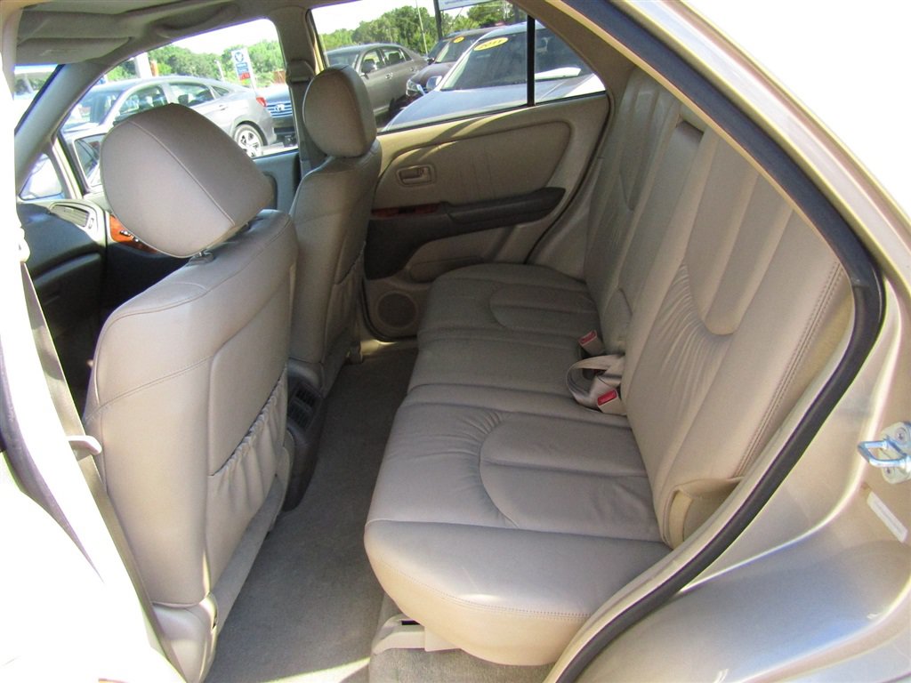 Used 2000 Lexus RX 300 4WD w/ Limited Pkg image 18