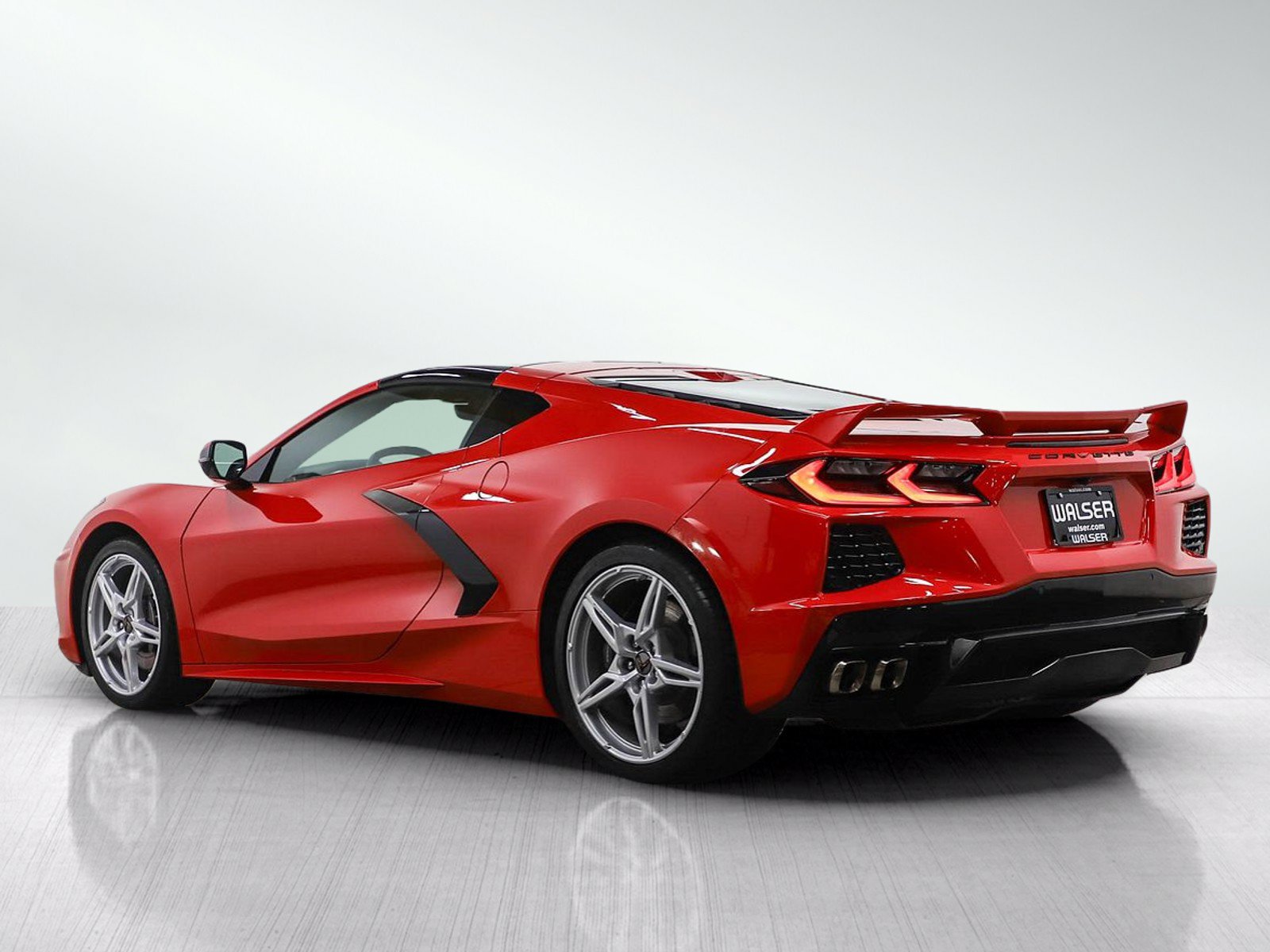 Used 2023 Chevrolet Corvette Stingray Preferred Cpe w/ Z51 Performance Package RWD image 3