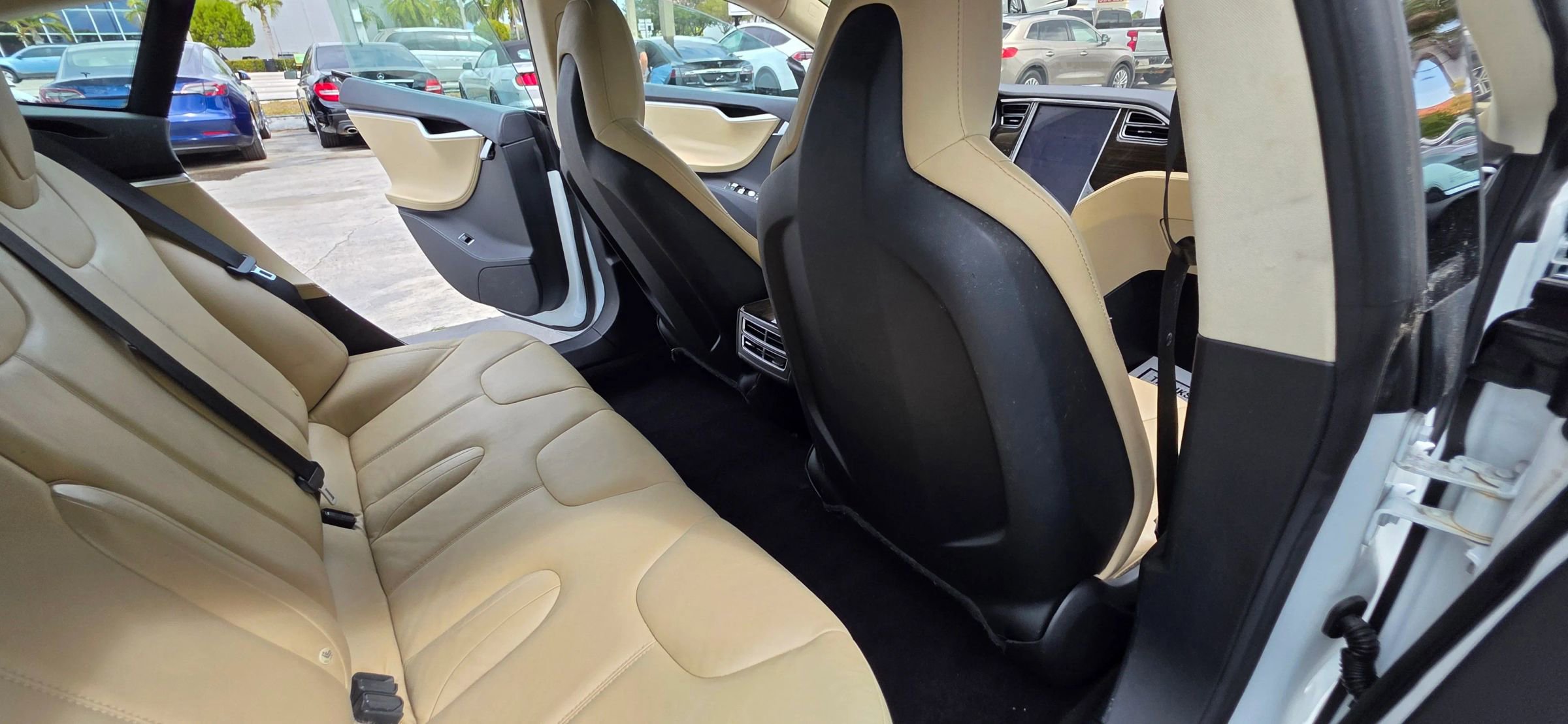 Used 2014 Tesla Model S 85 image 10