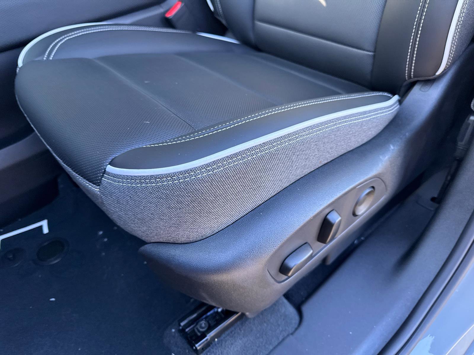 New 2026 GMC Sierra EV Elevation image 15