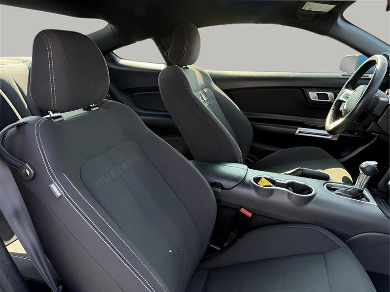 Used 2021 Ford Mustang Coupe RWD image 25