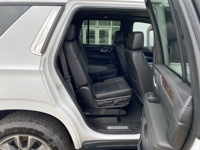 Used 2022 Chevrolet Tahoe LT w/ Luxury Package image 30