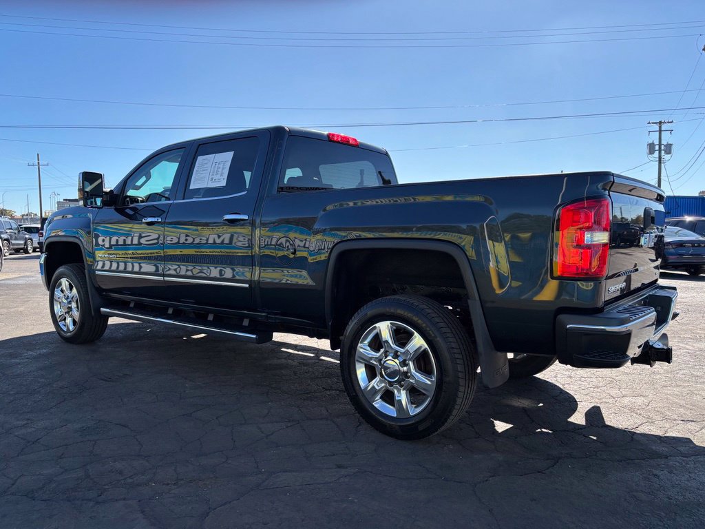 Used 2017 GMC Sierra 2500 SLT w/ Suspension Package, Off-Road AWD/4WD image 7