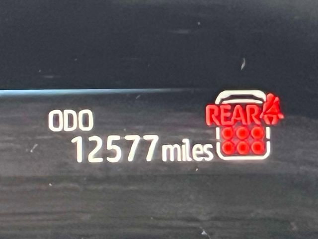 Used 2025 Toyota Sienna LE w/ LE Plus Package image 29