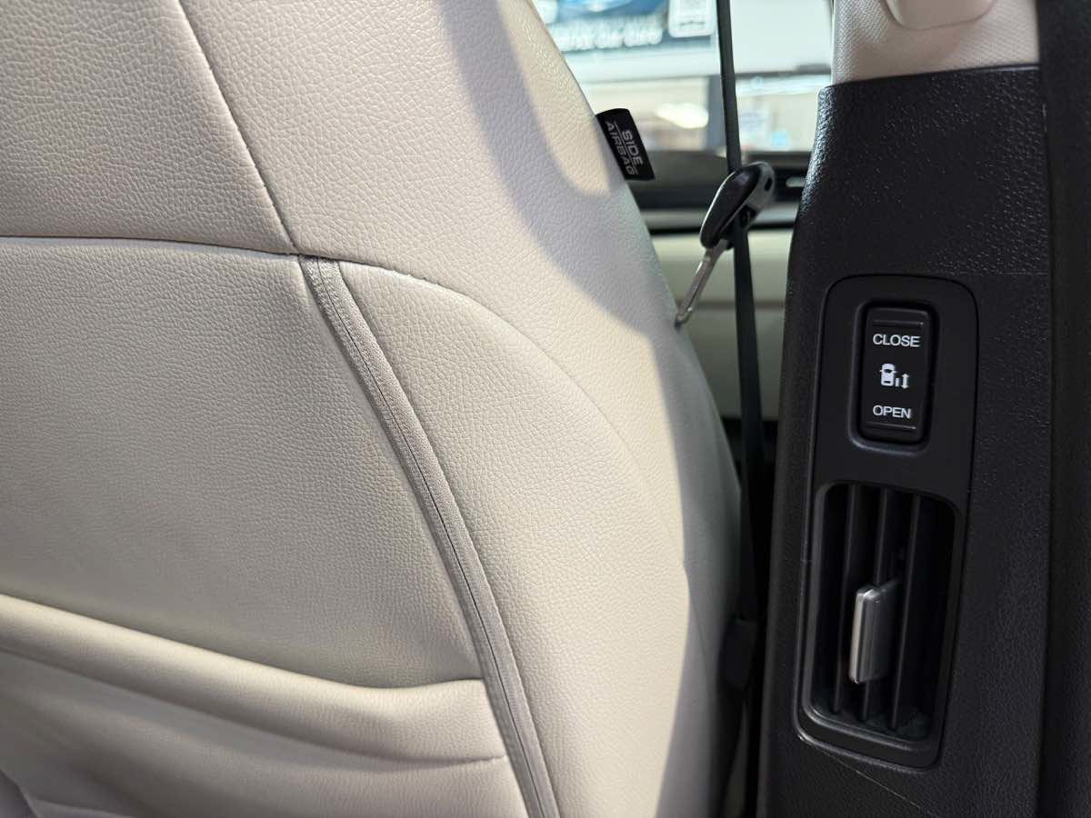 Used 2025 Honda Odyssey EX-L image 51