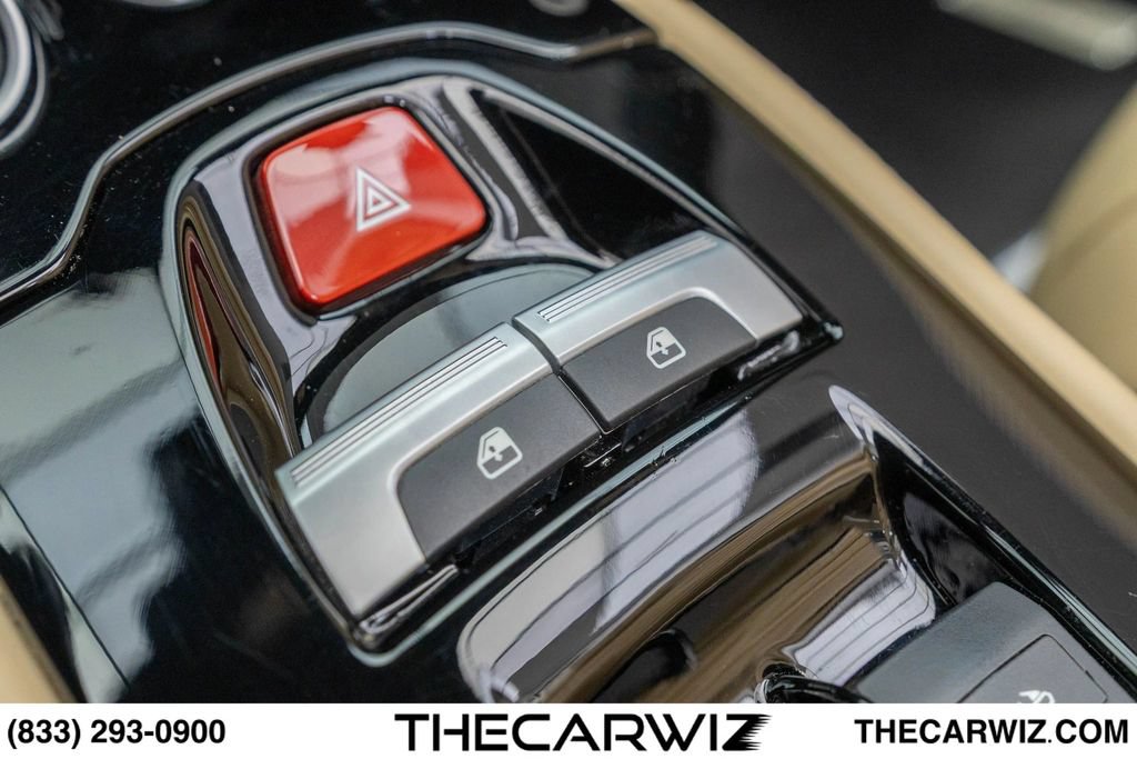 Used 2015 Ferrari 458 Spider RWD image 77