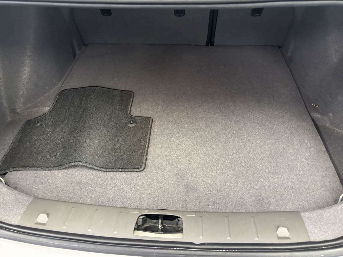 Used 2010 Volvo S40 2.4i FWD image 26