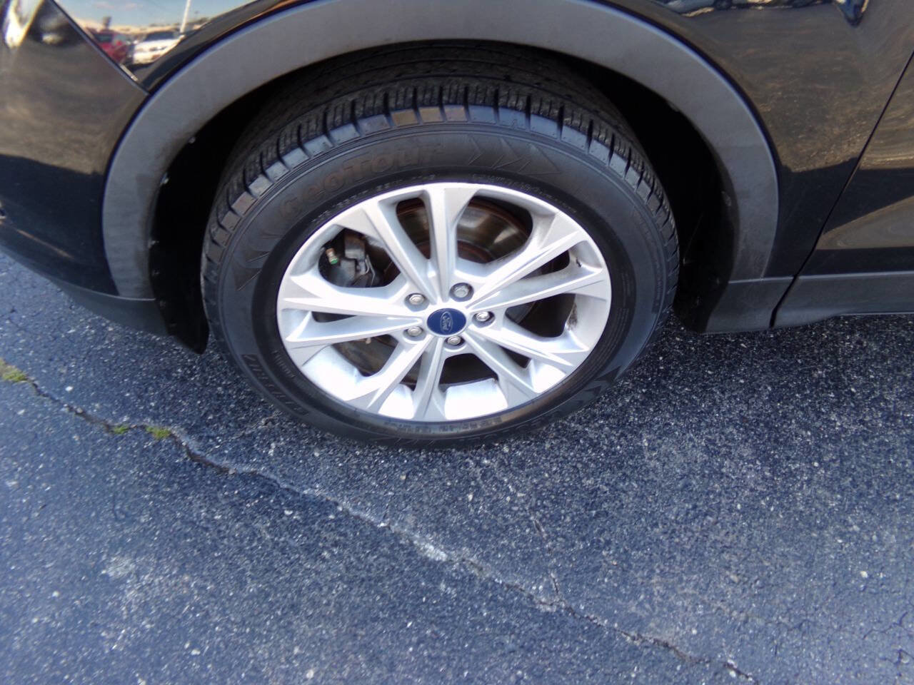 Used 2018 Ford Escape SEL image 34