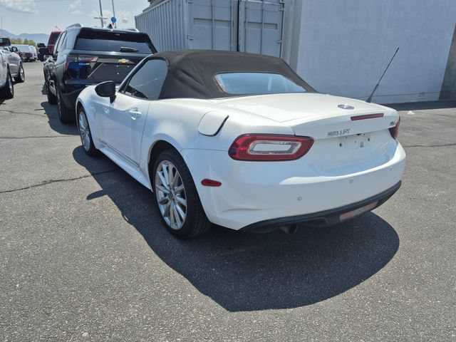 Used 2017 FIAT 124 Spider Lusso RWD image 10