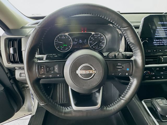 Used 2022 Nissan Pathfinder SL AWD/4WD image 26