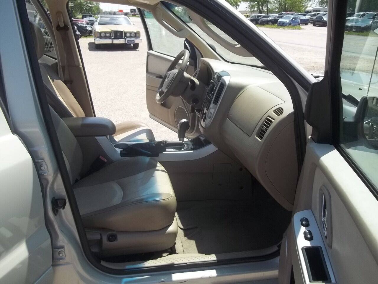Used 2007 Mercury Mariner 4WD Hybrid image 9