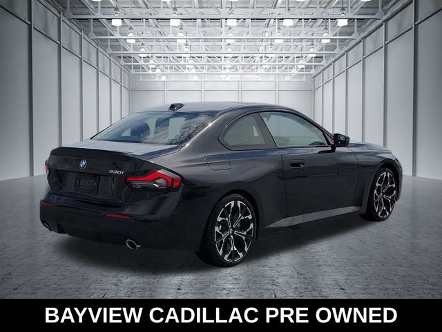 Used 2025 BMW 230i Coupe w/ Convenience Package RWD image 6