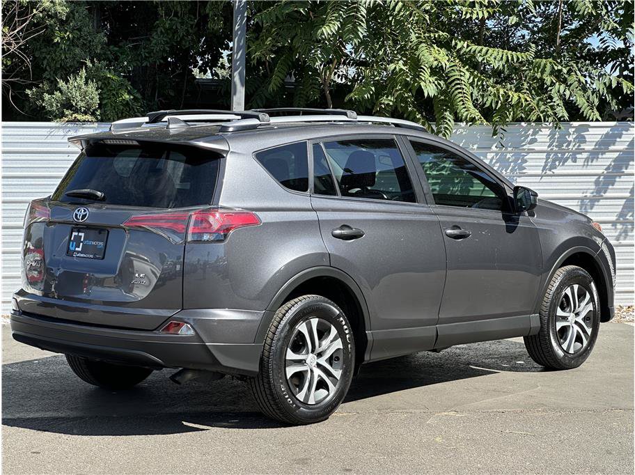 Used 2017 Toyota RAV4 LE w/ All Weather Liner Package AWD/4WD image 10