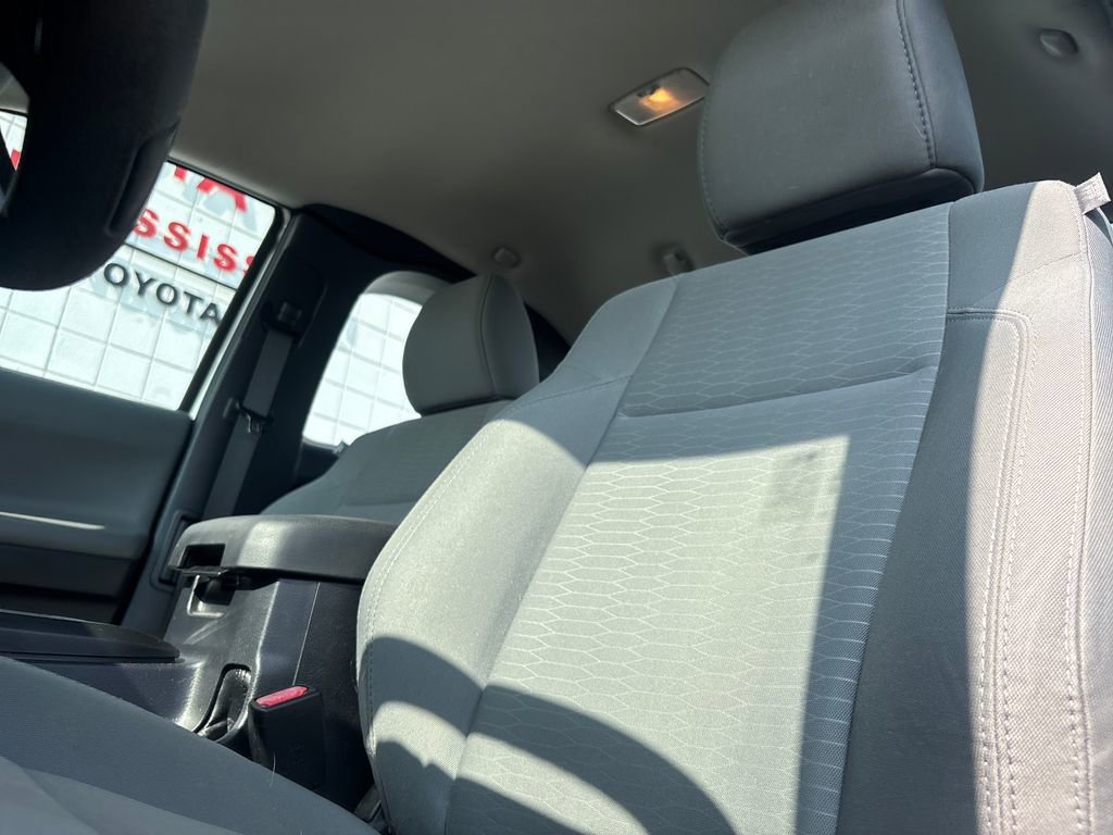 Used 2018 Toyota Tacoma SR RWD image 10