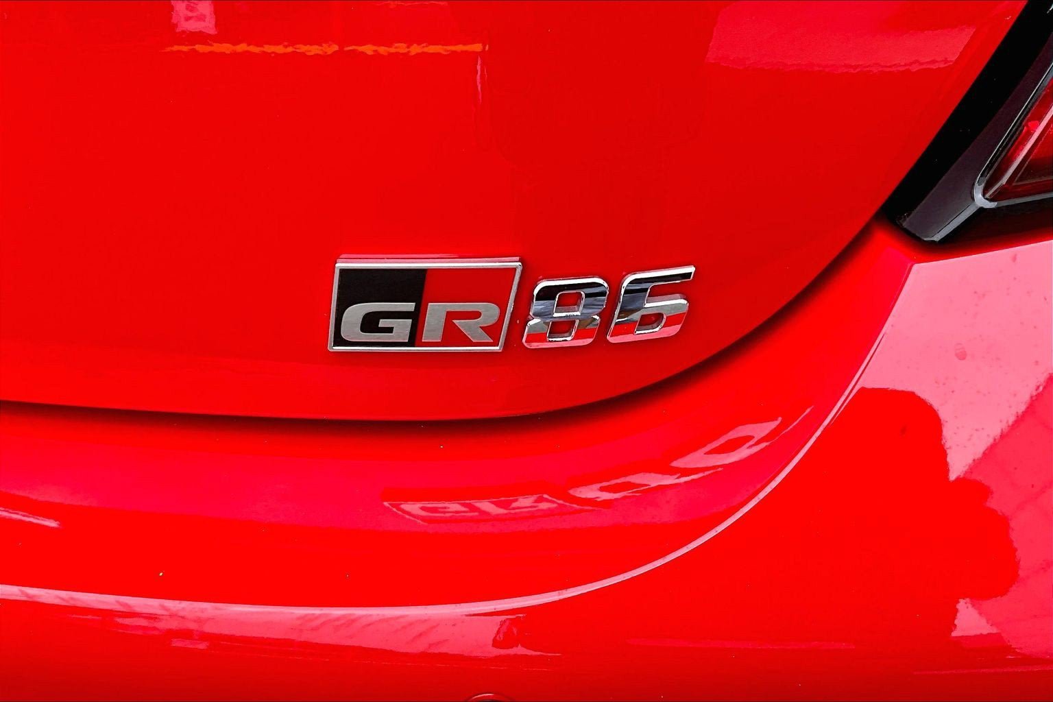 Used 2025 Toyota GR86 Premium w/ Performance Package RWD image 8
