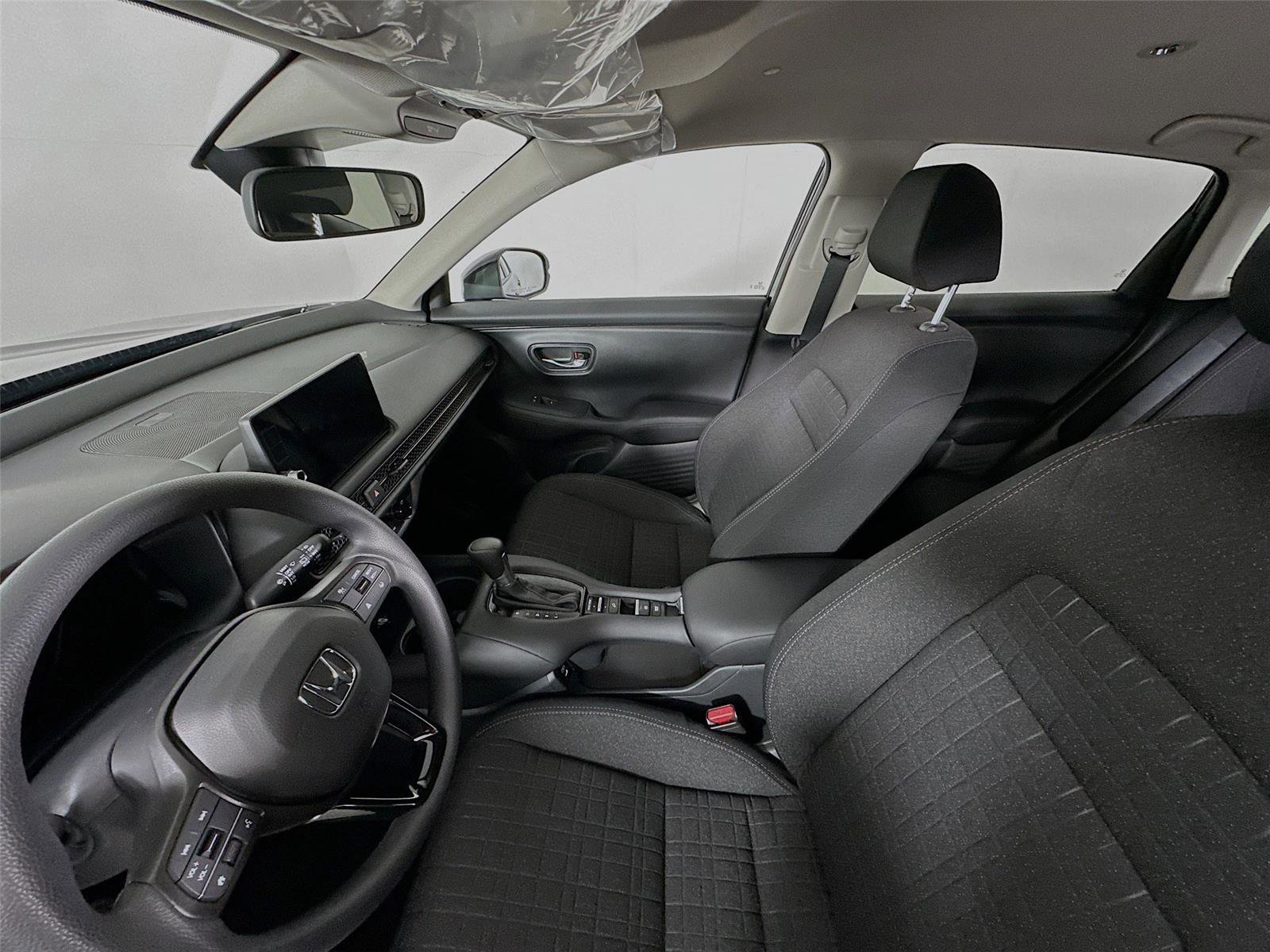 New 2026 Honda HR-V LX image 5