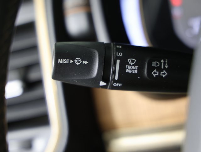 Used 2024 RAM 1500 Limited image 26