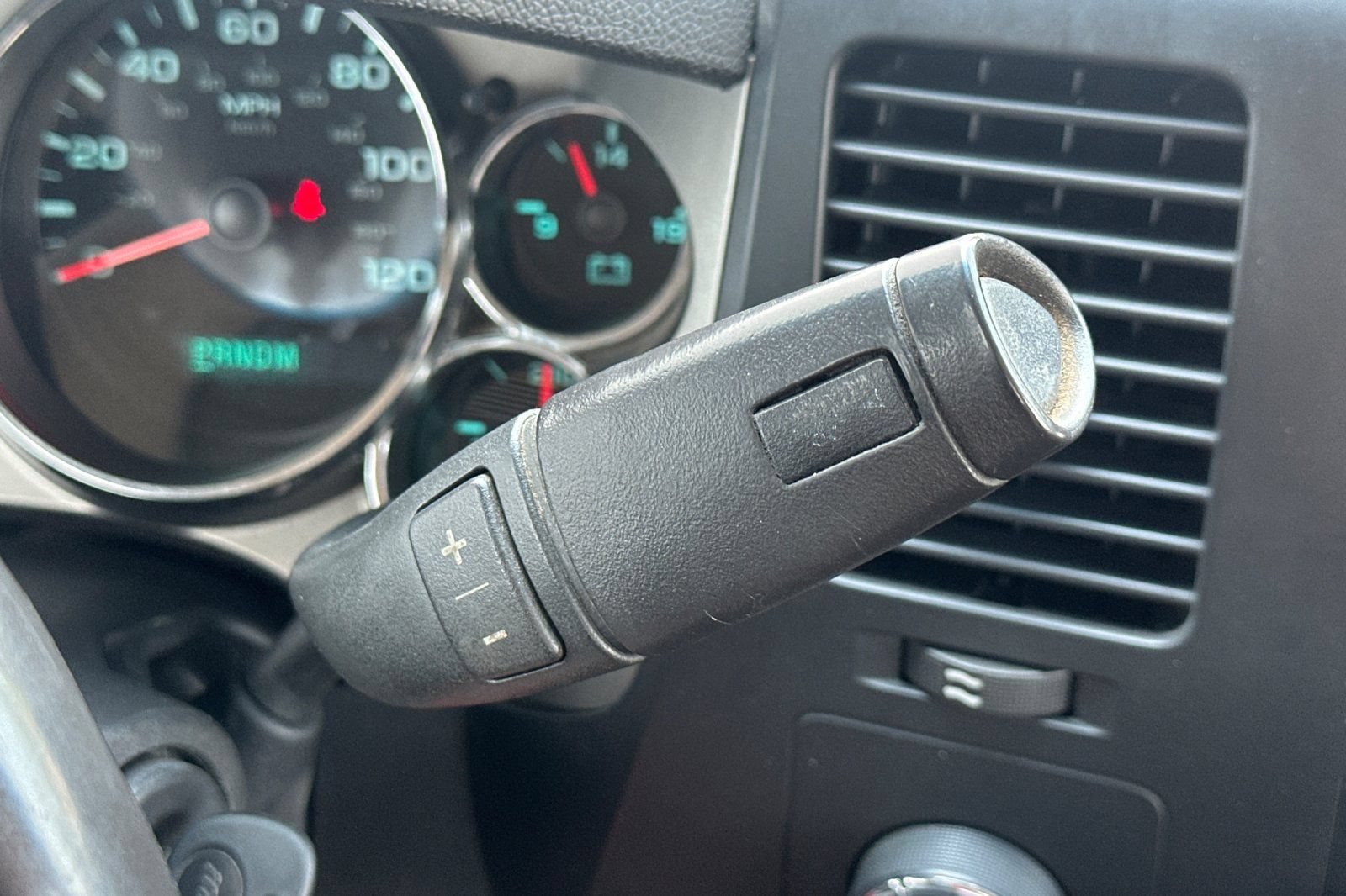 Used 2010 GMC Sierra 1500 SLE AWD/4WD image 19