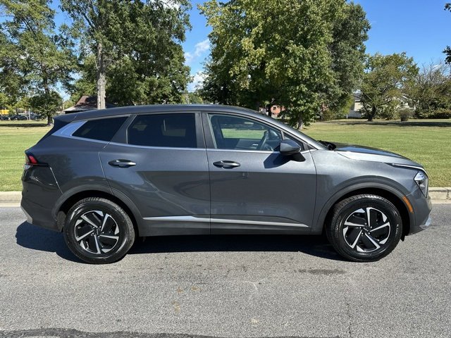 Used 2023 Kia Sportage LX image 27